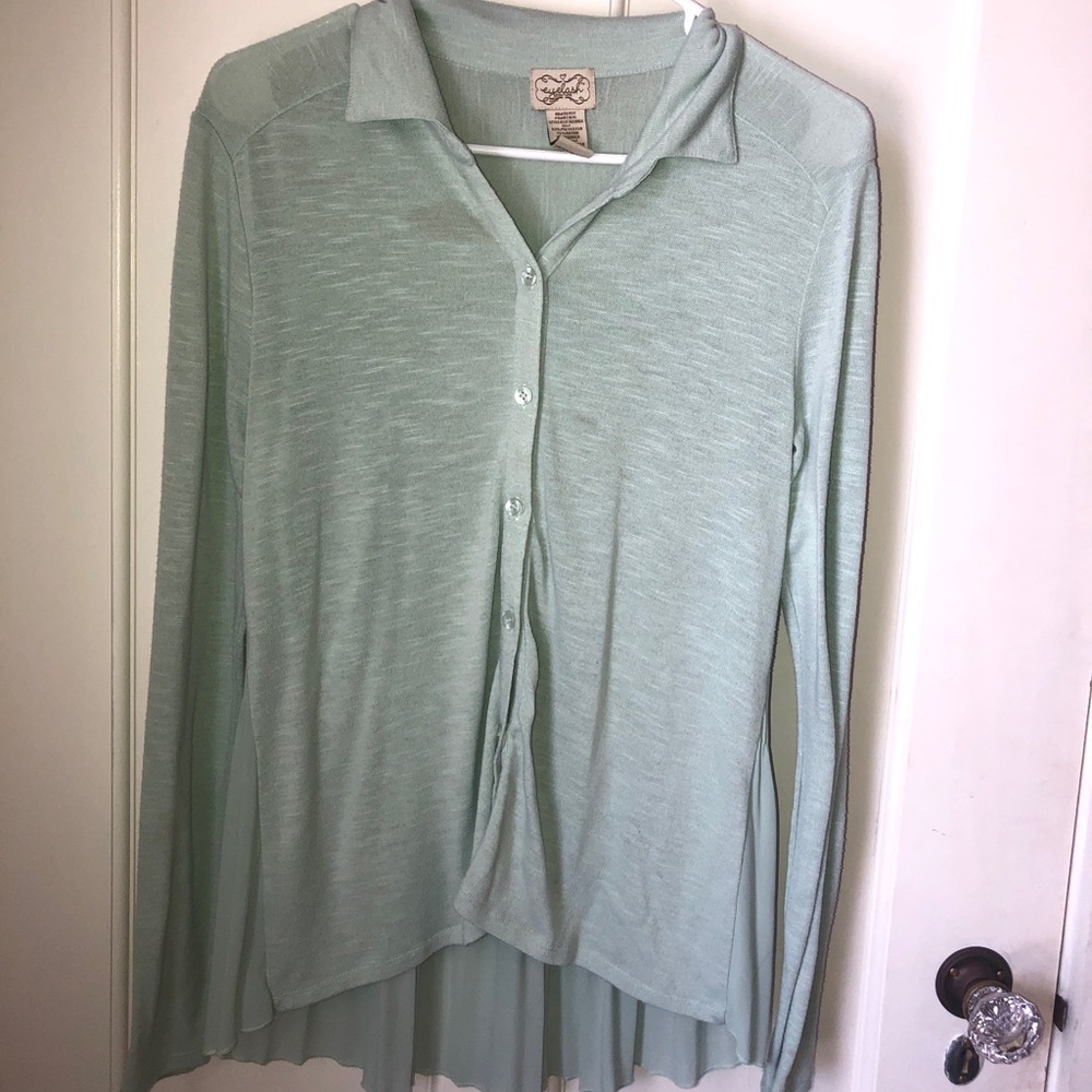 blouse with ribbed backing